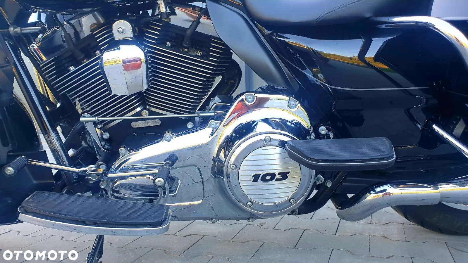 Harley-Davidson Touring Electra Glide - 18