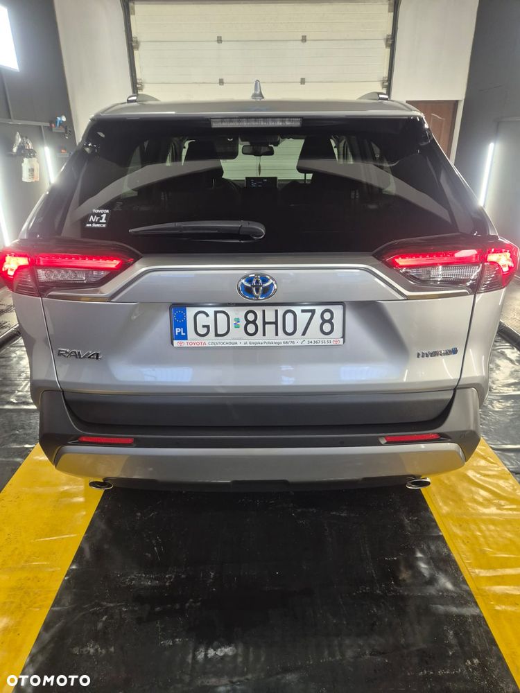 Toyota RAV4 - 11