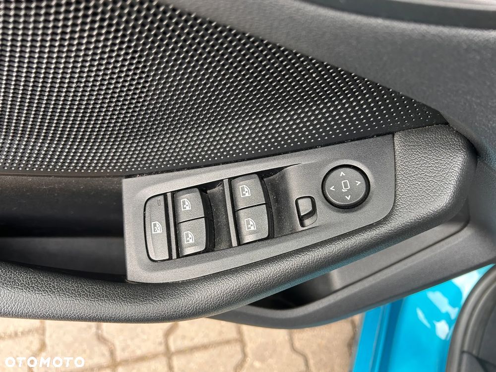 BMW Seria 1 118i Advantage - 17