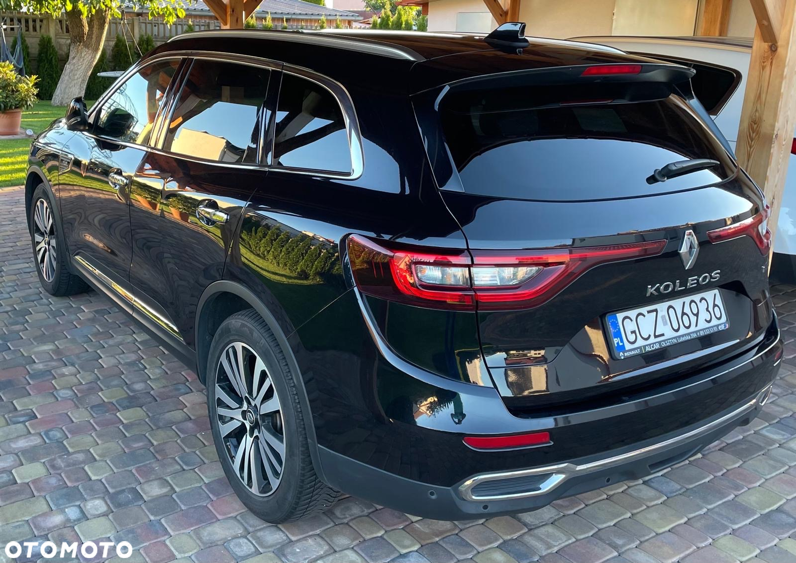 Renault Koleos 2.0 dCi Initiale Paris 4x4 X-Tronic - 4