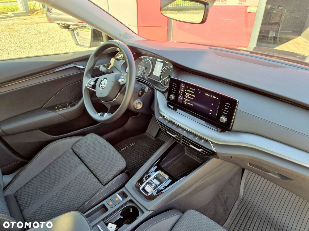Skoda Octavia 2.0 TDI DSG Ambition - 18