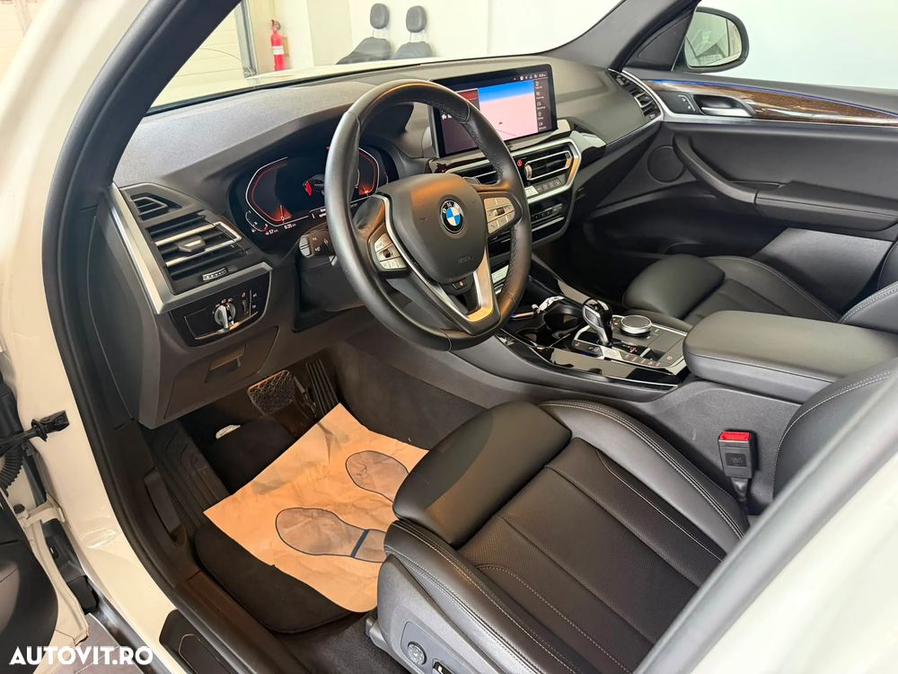 BMW X3 xDrive30i AT Luxury Line - 26