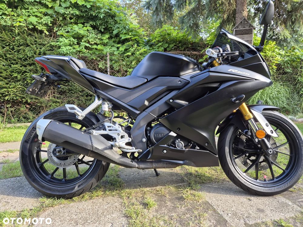 Yamaha YZF - 11