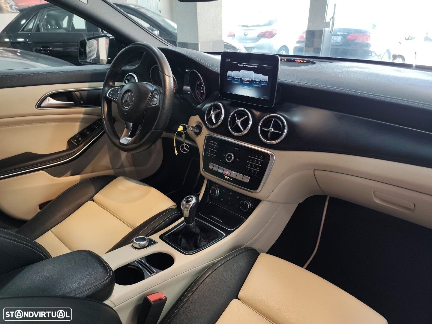 Mercedes-Benz CLA 200 d Shooting Brake Urban - 18