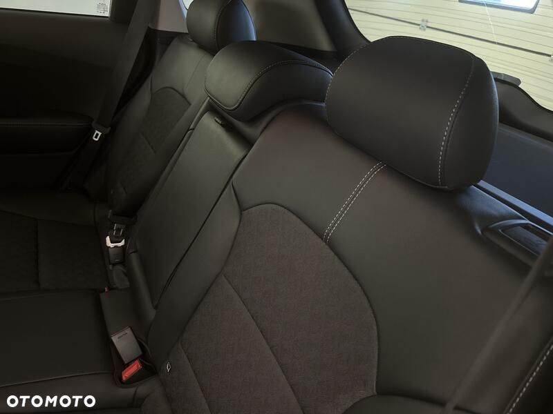 Kia Niro 1.6 GDI Hybrid L Business Line - 21
