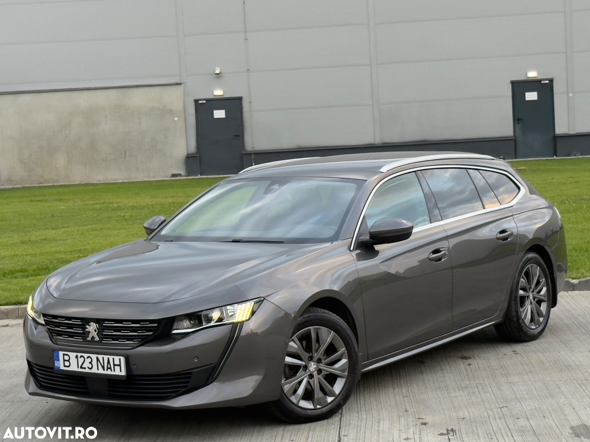 Peugeot 508 BlueHDi 130 EAT8 Allure Pack - 1