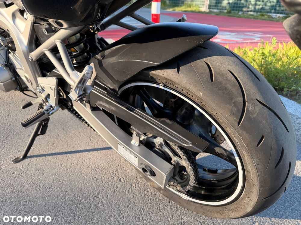 Yamaha FZ6 - 16