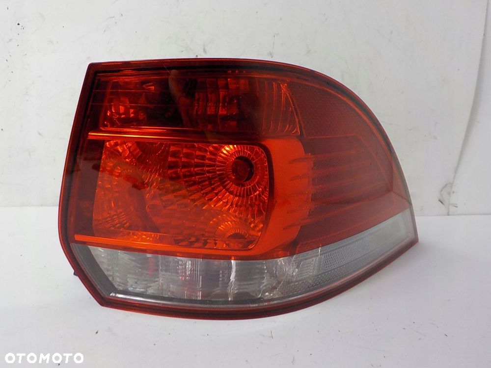 VOLKSWAGEN GOLF VI KOMBI LAMPA PRAWA TYŁ TYLNA UK - 1