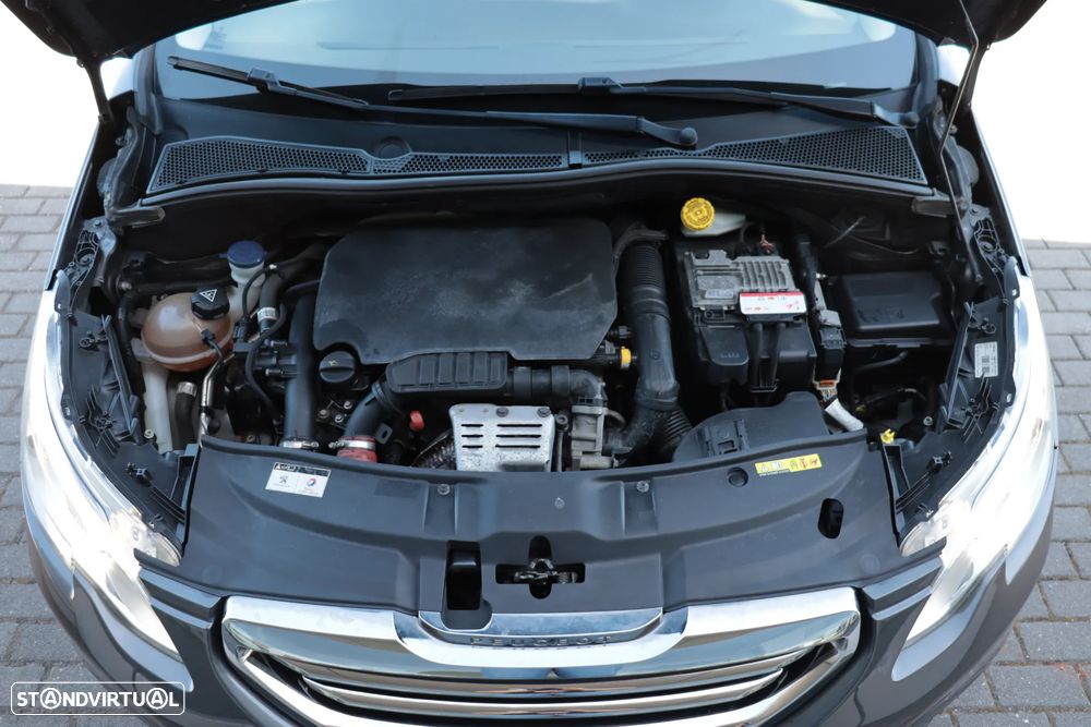 Peugeot 2008 1.2 PureTech Style - 29