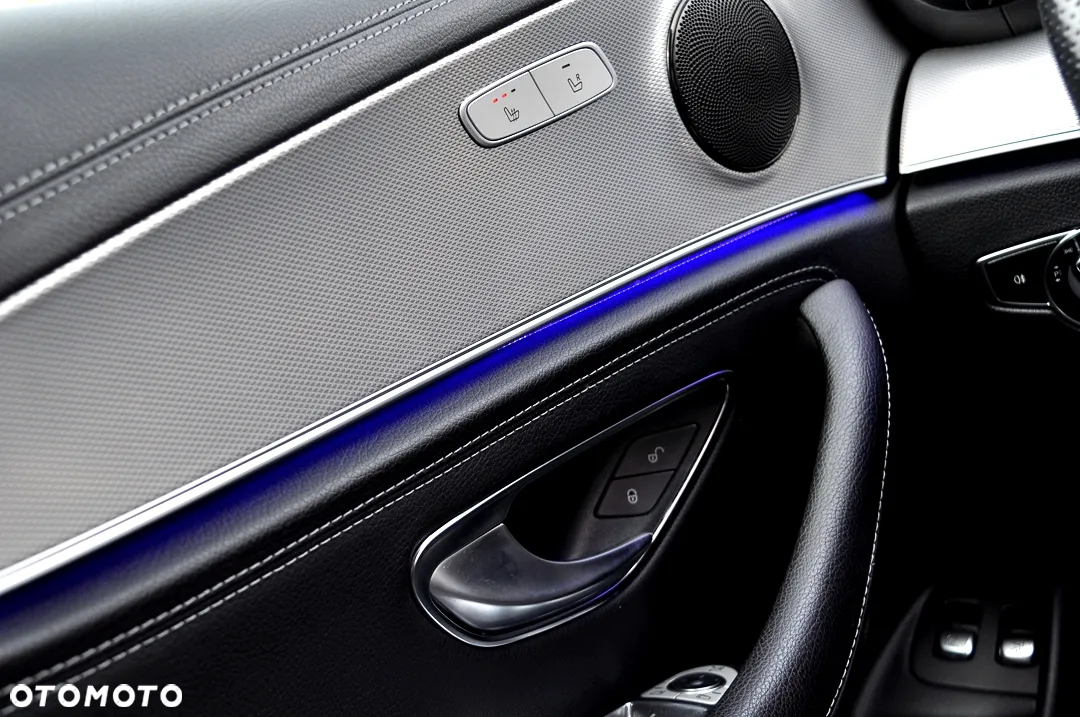 Mercedes-Benz Klasa E 200 T 9G-TRONIC AMG Line - 30