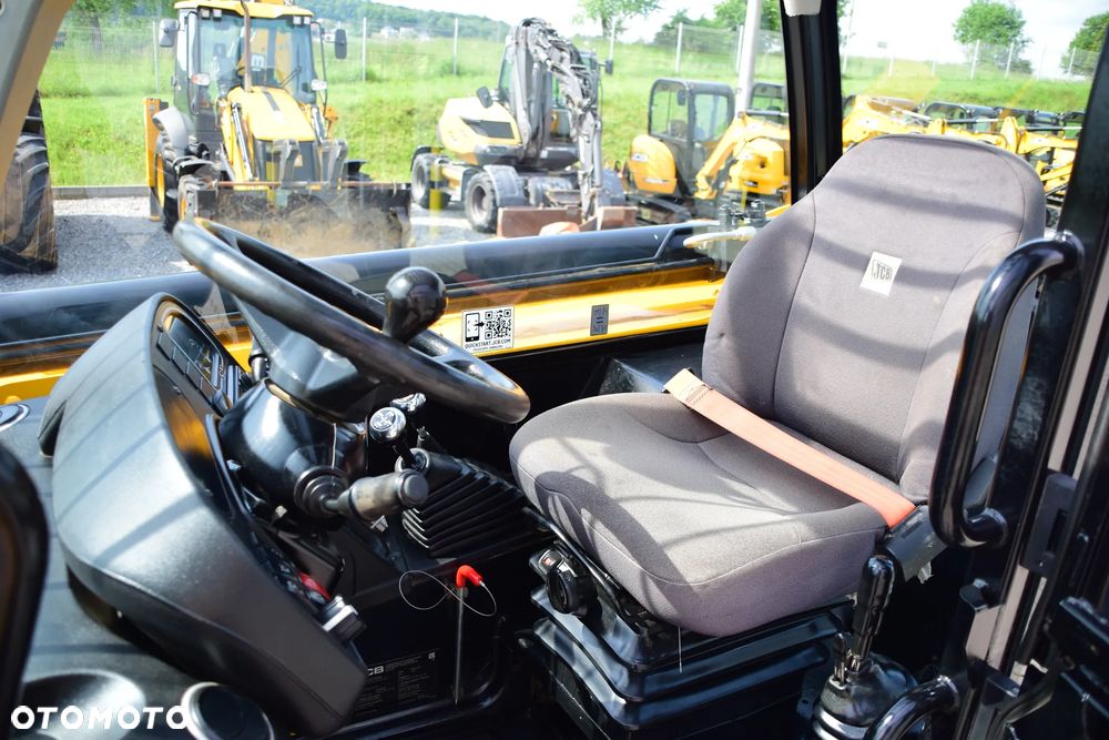 JCB 535-125 Turbo - 16