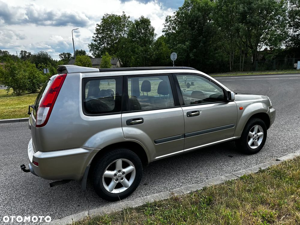 Nissan X-Trail 2.0 4x4 Comfort - 7