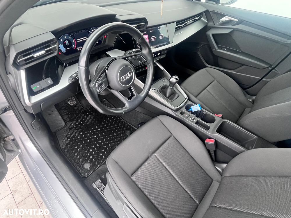 Audi A3 Sportback 2.0 30 TDI Advanced - 8