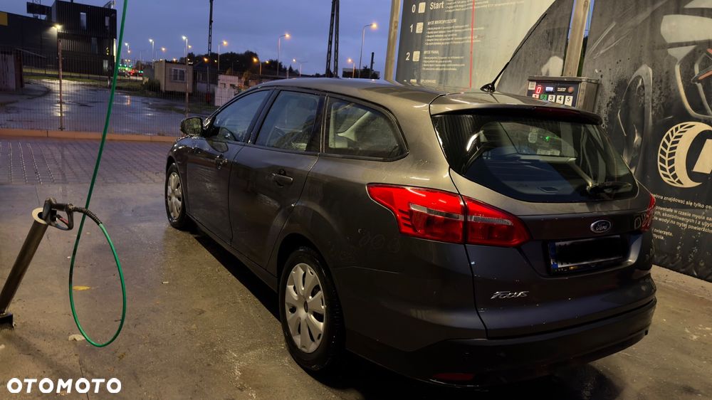 Ford Focus 1.6 TDCi Trend - 4