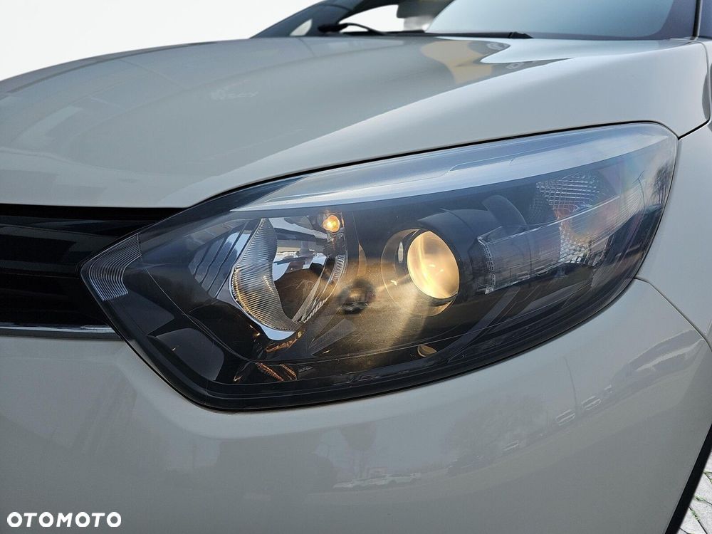 Renault Captur 0.9 Energy TCe Intens EU6 - 28