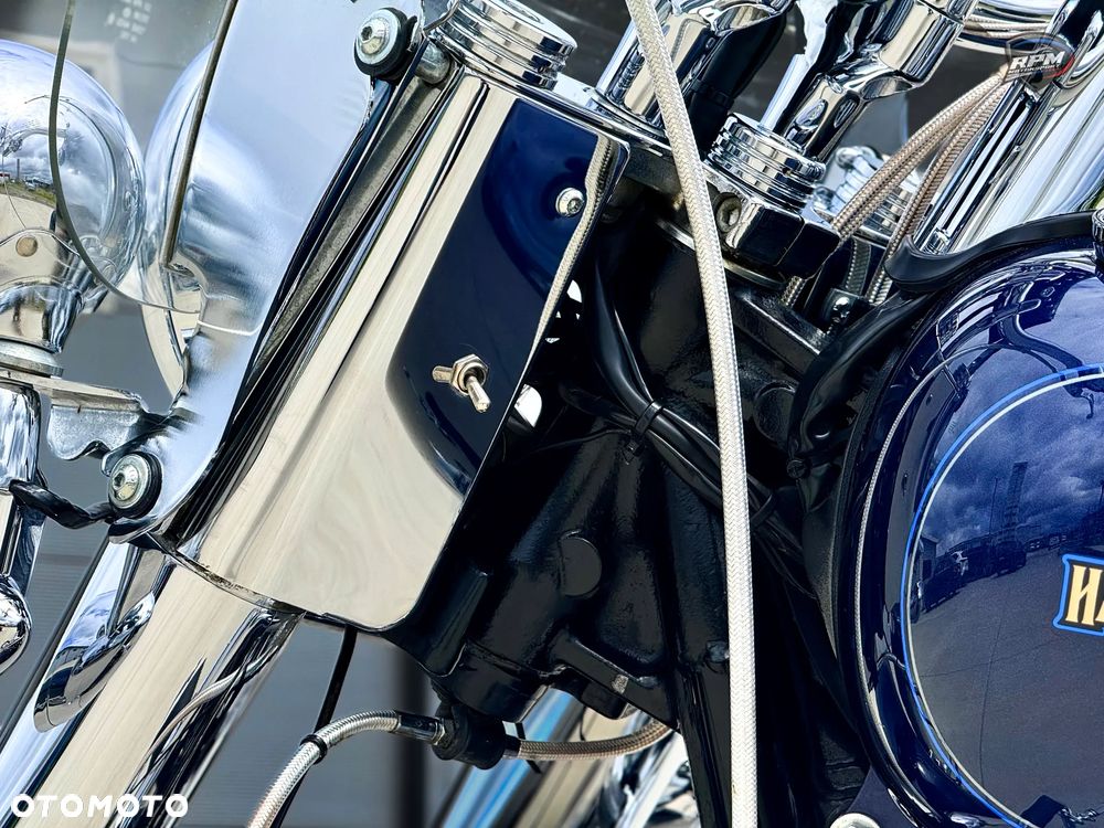 Harley-Davidson Softail Heritage Classic - 30