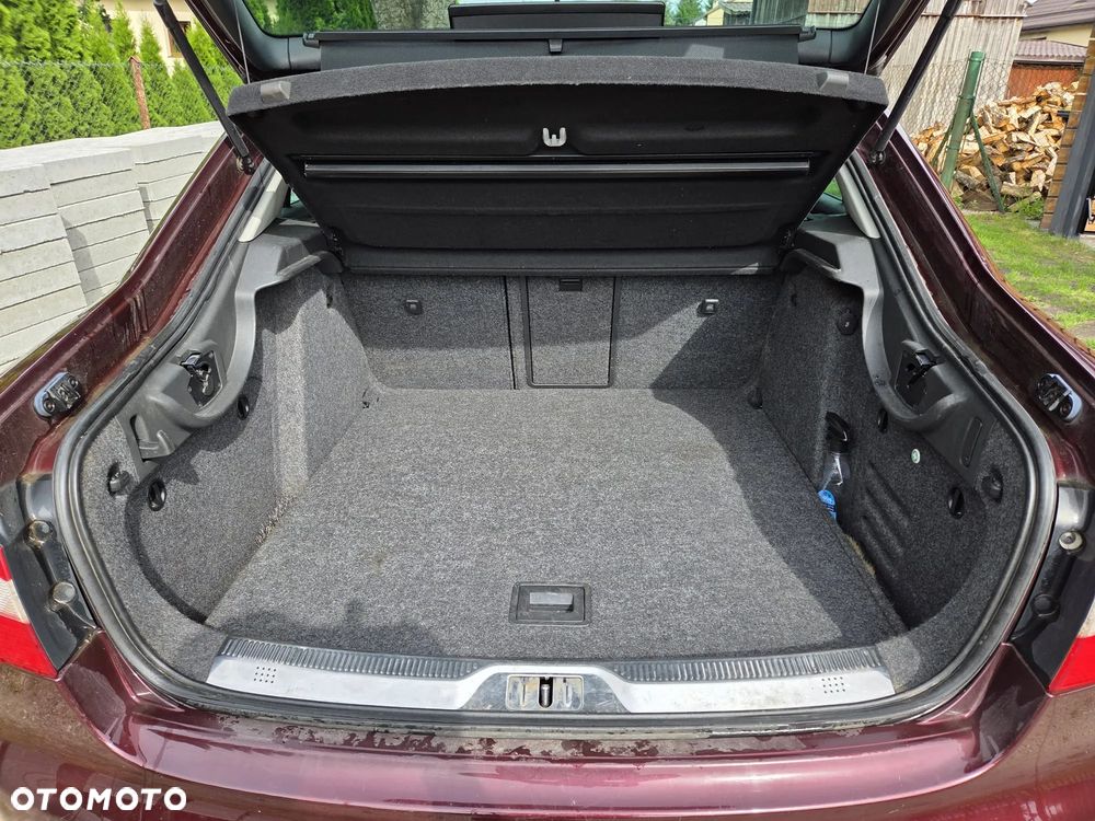 Skoda Superb 2.0 TDI Ambition DSG - 8