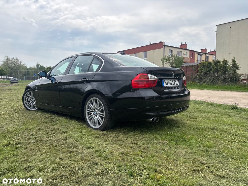 BMW Seria 3 325i - 9