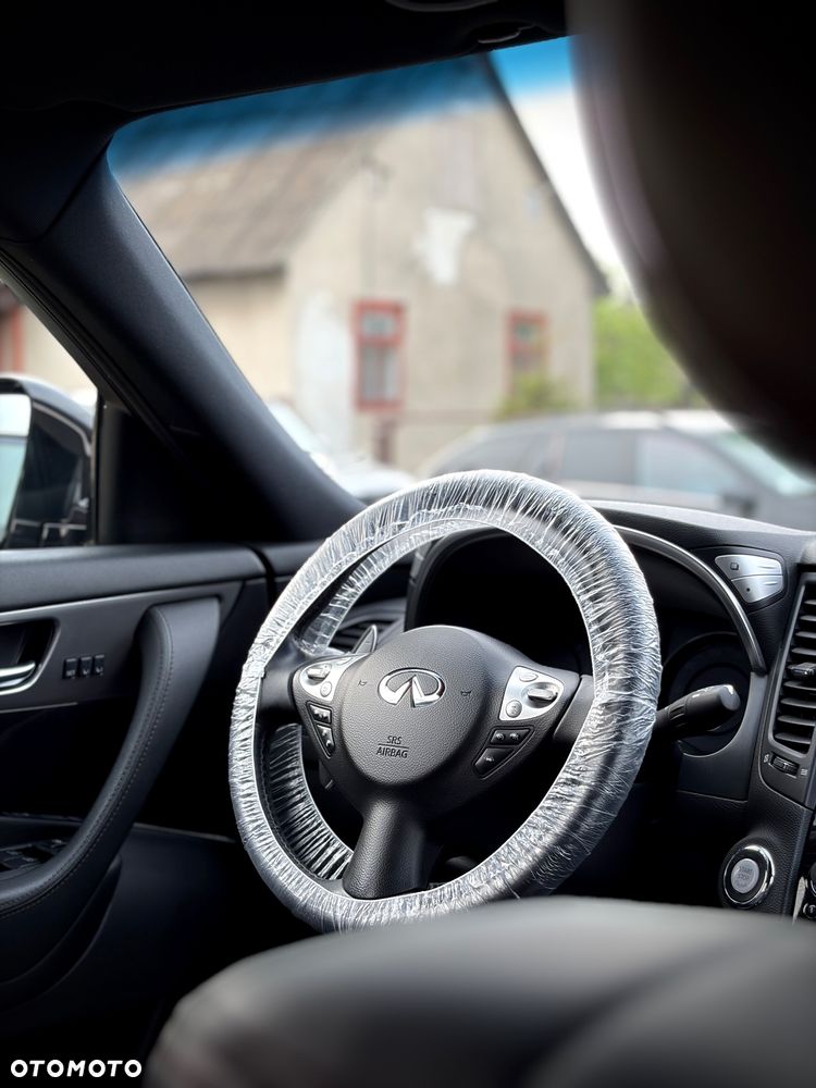 Infiniti QX70 3.0d S - 2