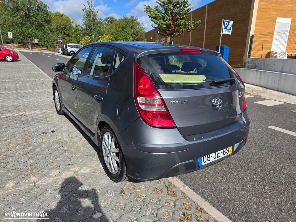 Hyundai i30 1.4 CVVT Blue Comfort - 16