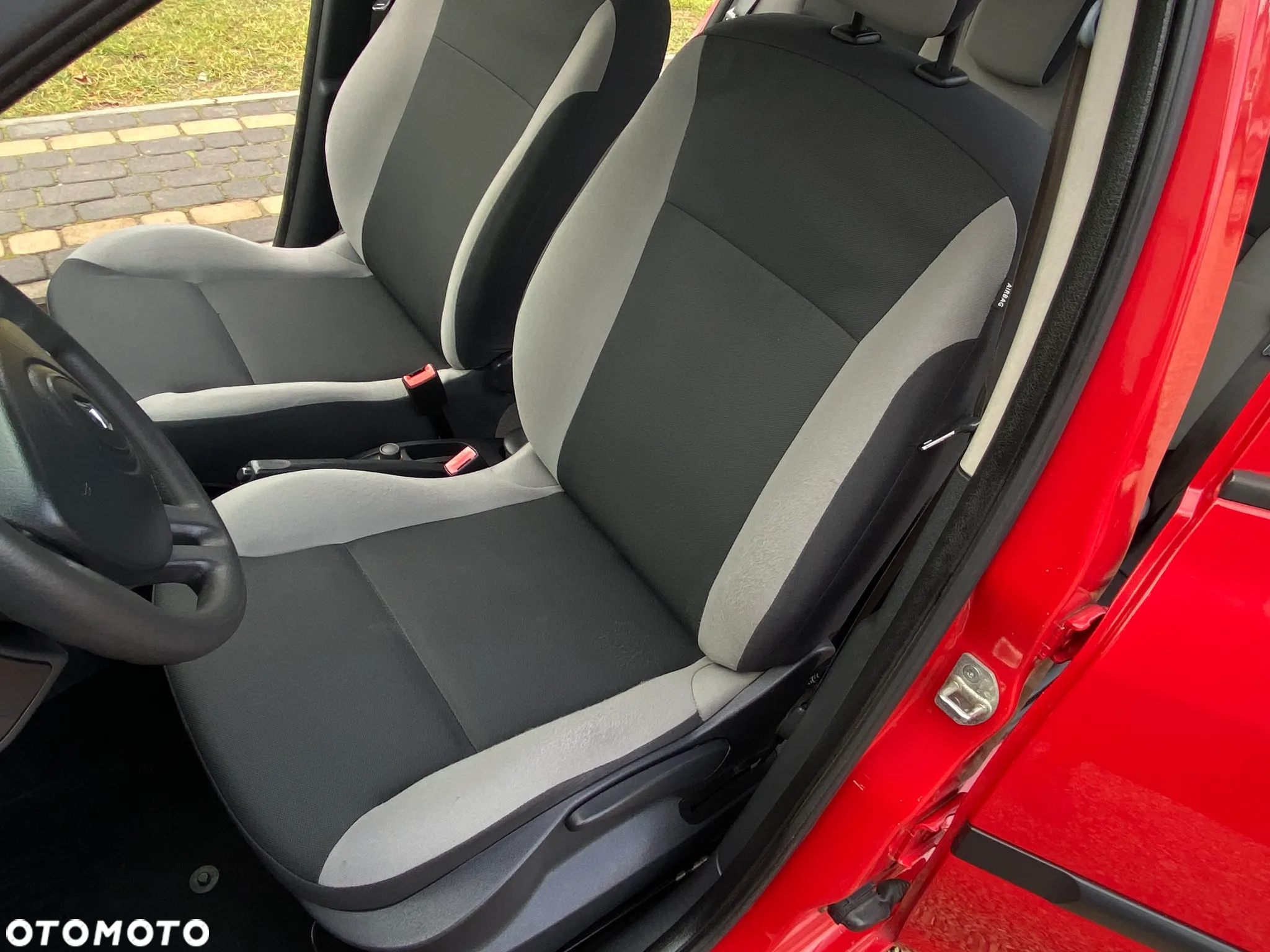 Renault Clio 1.2 16V 75 Expression - 33