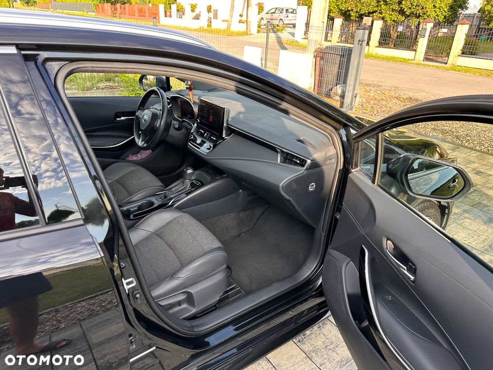 Toyota Corolla 1.8 Business Edition - 14