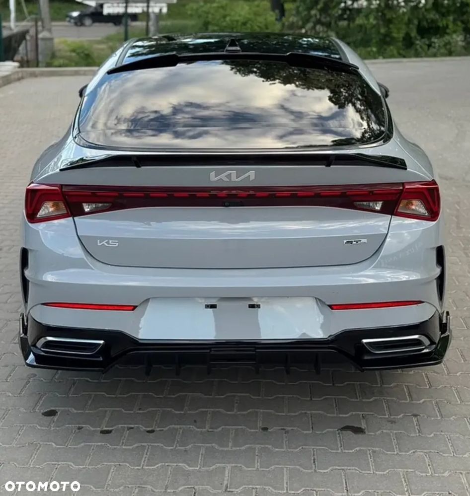 Kia K5 - 15