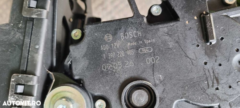 Motoras stergator haion BMW Seria 3  E91 cod 7208601 - 2