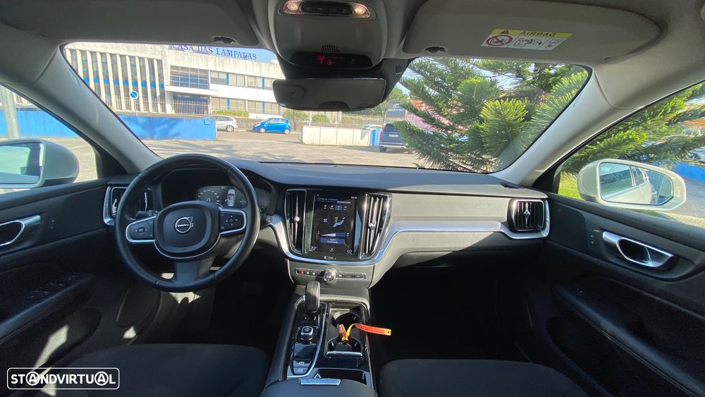 Volvo V60 2.0 T6 AWD TE Inscription Expression - 26