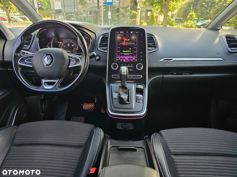 Renault Scenic TCe 140 GPF EDC BLACK EDITION - 18