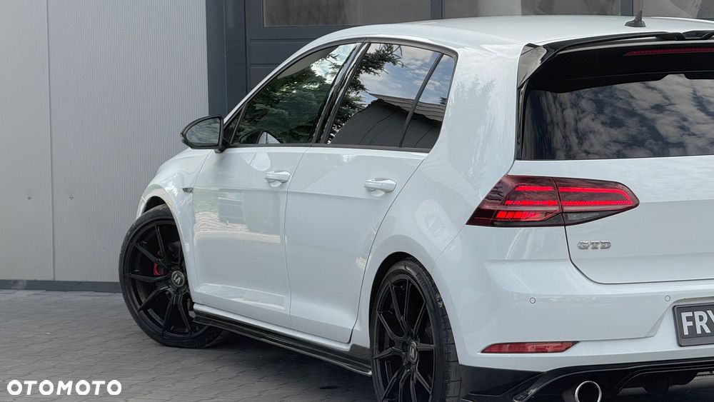 Volkswagen Golf GTD 2.0 TDI SCR DSG - 12