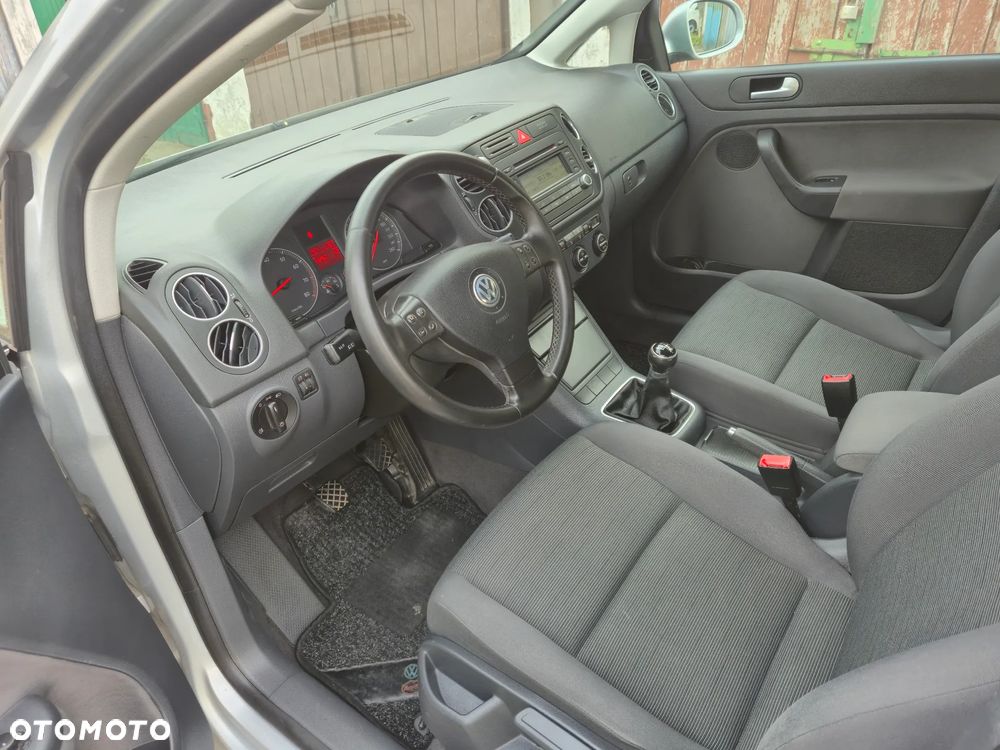 Volkswagen Golf Plus - 5