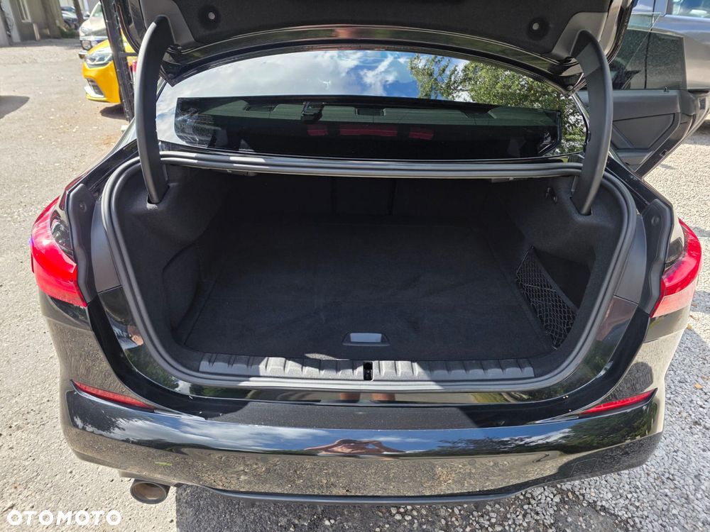 BMW Seria 2 218i M Sport sport - 31