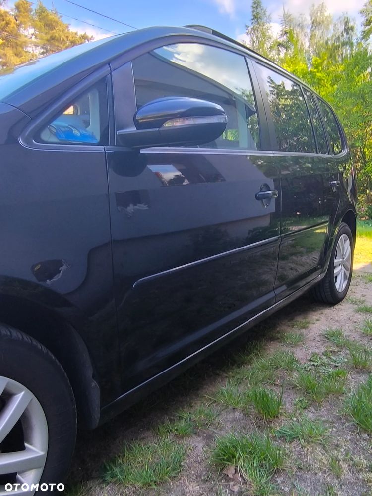 Volkswagen Touran - 3