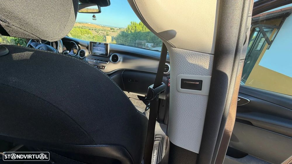 Mercedes-Benz V 220 d Longo Avantgarde Aut. - 35