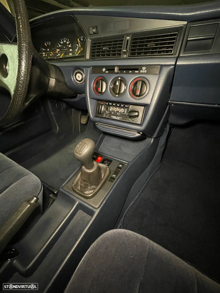 Mercedes-Benz W201 (1982-1993) - 6