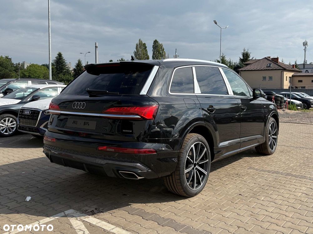 Audi Q7 - 8