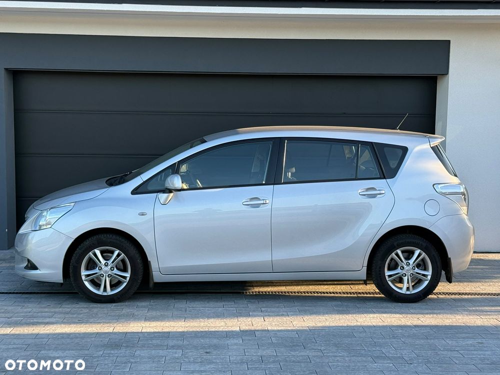 Toyota Verso 1.8 Sol - 17