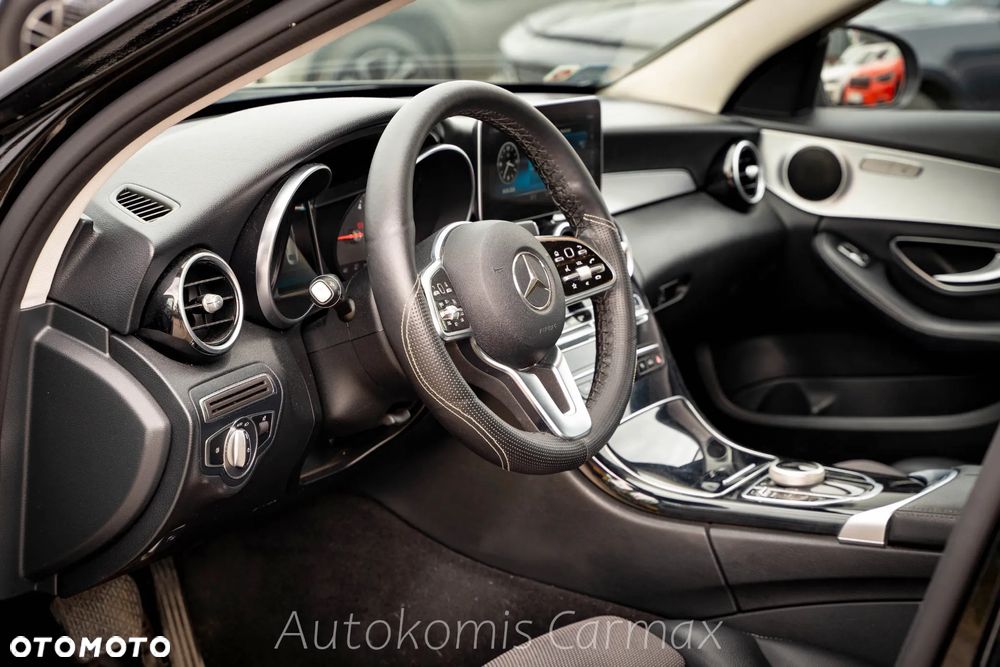 Mercedes-Benz Klasa C 220 d 4MATIC 9G-TRONIC - 15
