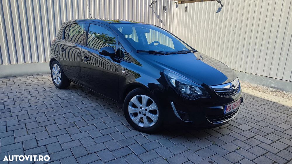 Opel Corsa 1.4 16V Color Edition - 2