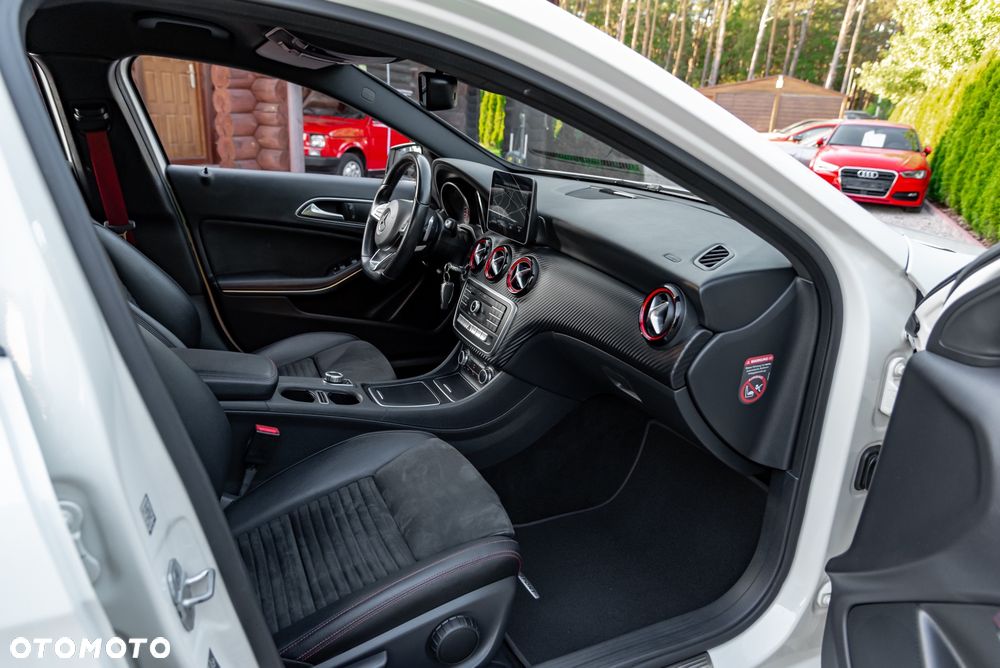 Mercedes-Benz Klasa A 250 Sport 7G-DCT - 26