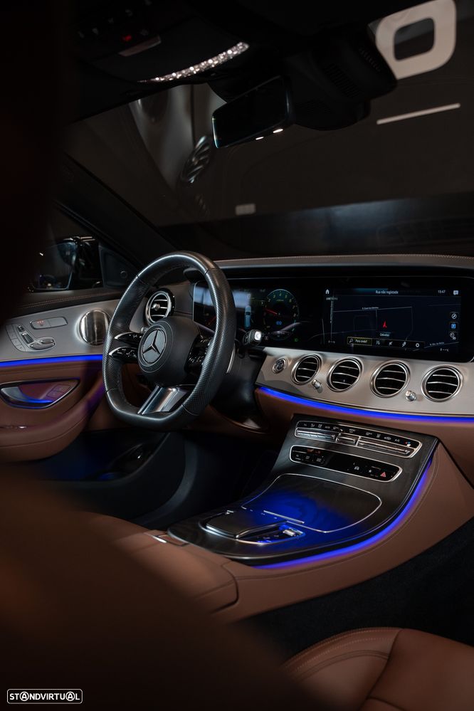 Mercedes-Benz E 300 e AMG Line - 22