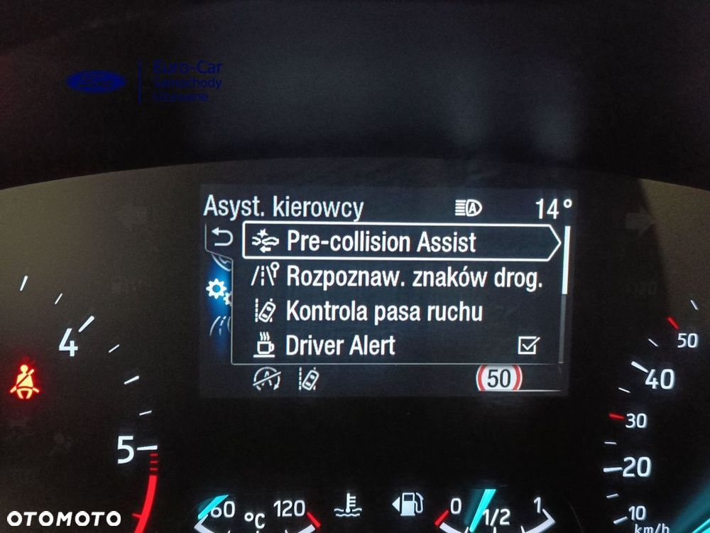 Ford Focus 2.0 EcoBlue STart-Stopp-System TITANIUM - 20