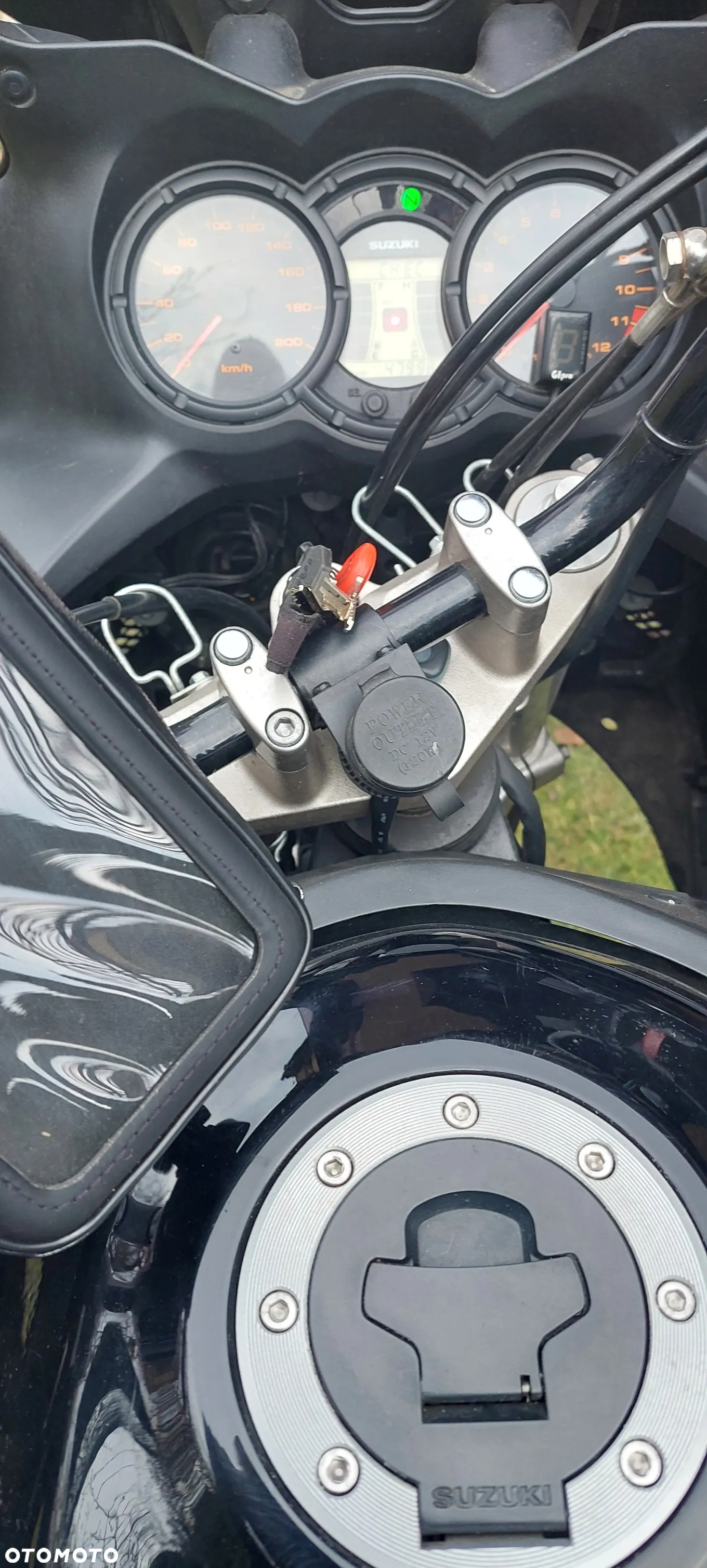 Suzuki DL - 11