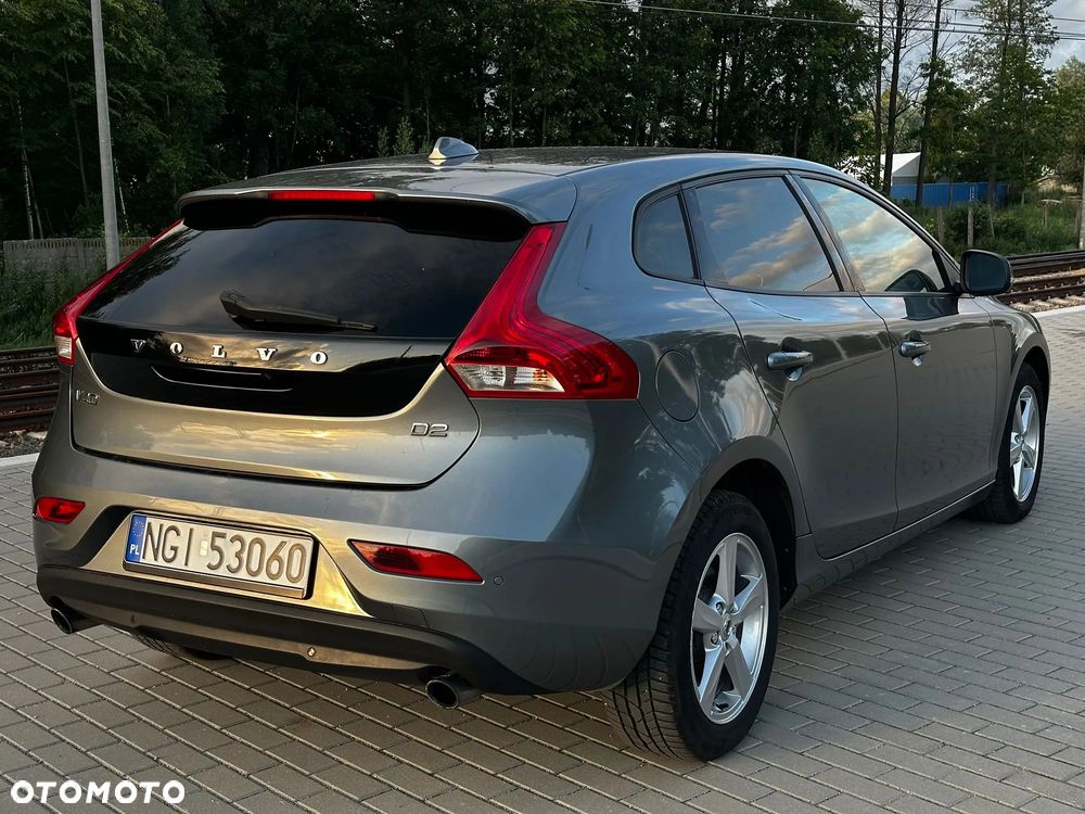 Volvo V40 D2 - 6