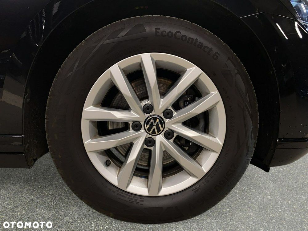 Volkswagen Passat Variant - 11