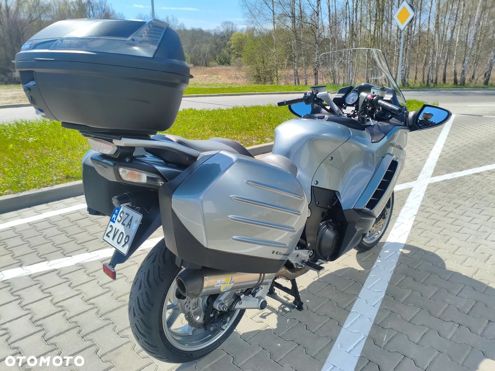 Kawasaki GTR - 5