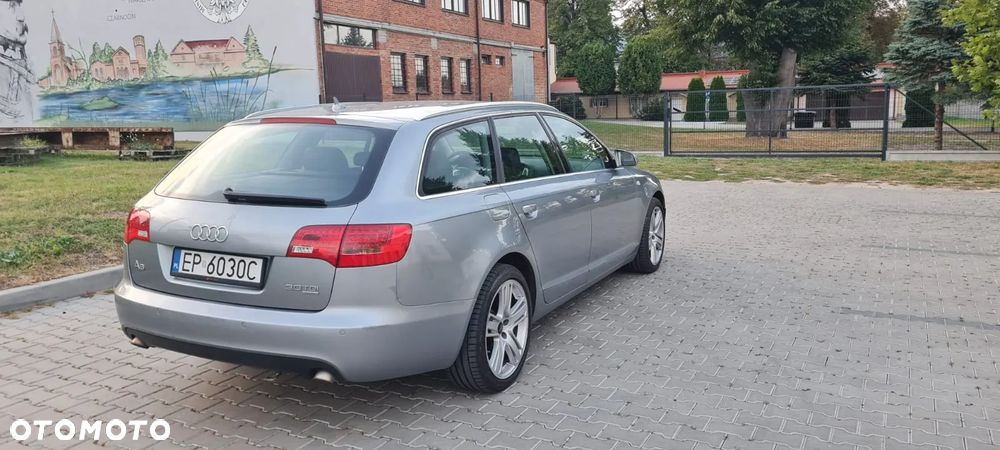 Audi A6 - 4
