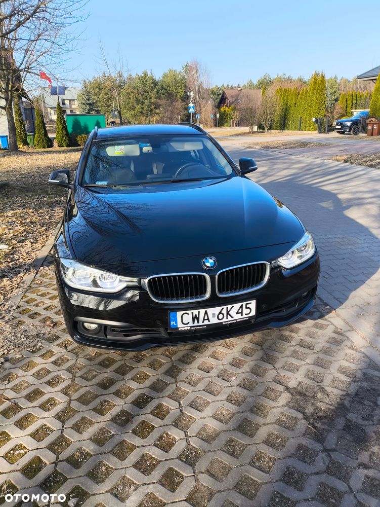 BMW Seria 3 320i - 1