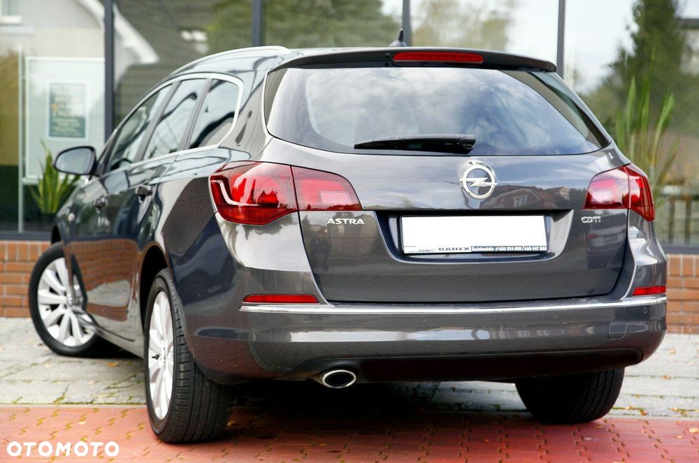 Opel Astra 2.0 CDTI Automatik Exklusiv - 25